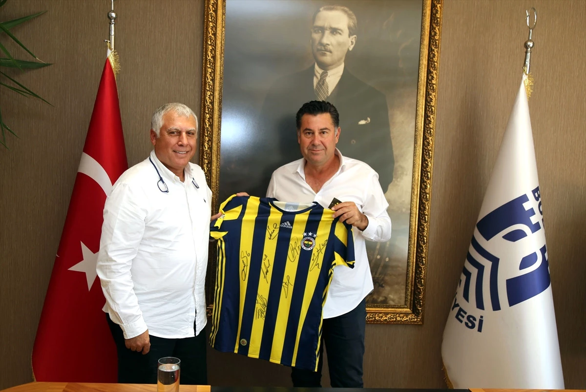 Fenerbahçe Asbaşkanı Sarıoğlu\'ndan Mehmet Kocadon\'a Ziyaret
