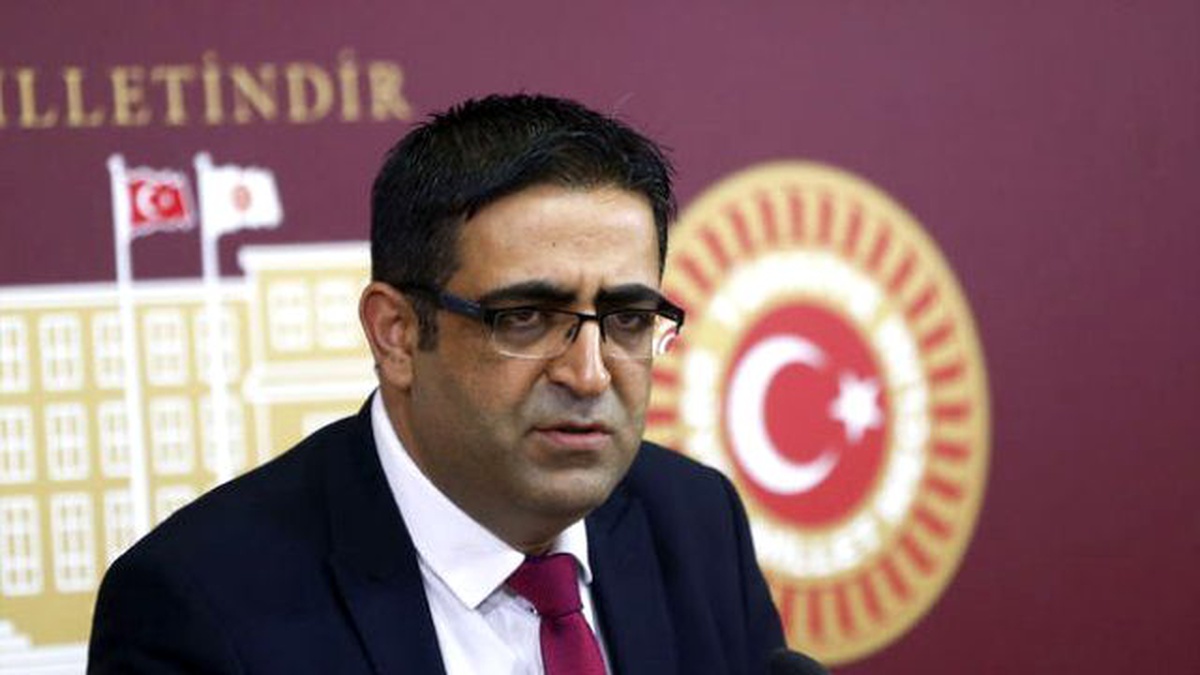 Görüntülü Haber) Hdp\'li Baluken: Adalet Saraylarını ve Üniversiteleri Sarayın Kampüsüne Taşıyalım,...