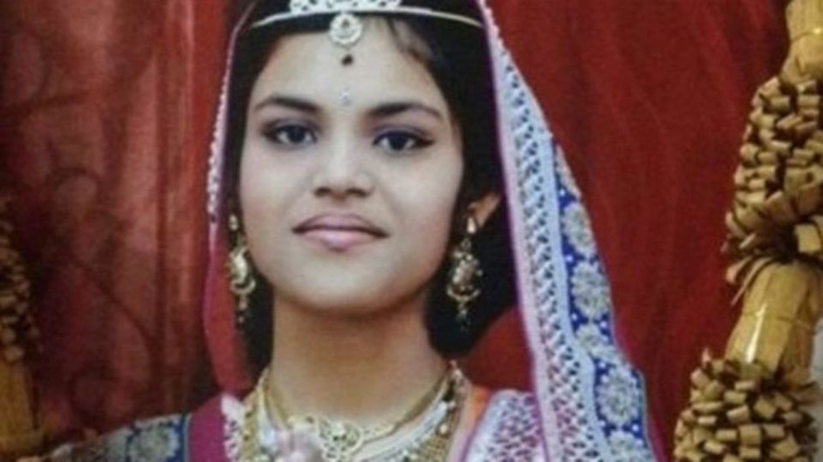 Hindistan\'da 68 Gün Oruç Tutan Kız Hayatını Kaybetti
