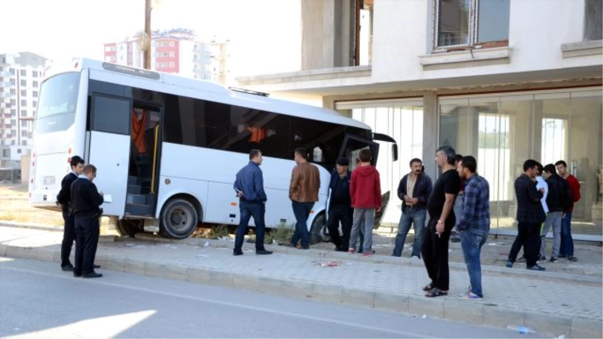 Kahramanmaraş\'ta Trafik Kazası: 10 Yaralı