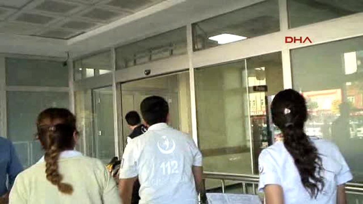 Kayseri Bakımını Yaptığı Asansörde Sıkışan İşçi Yaralandı