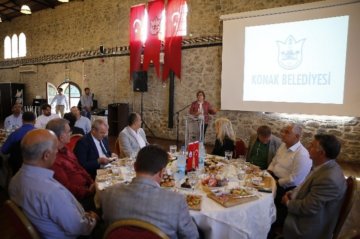 Konak\'tan Eğitime Hijyen Desteği