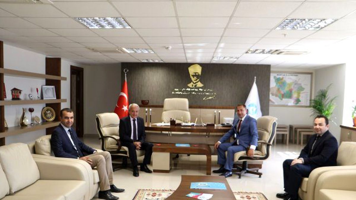 "Manisa\'mıza Hizmet Asli Görevimizdir"
