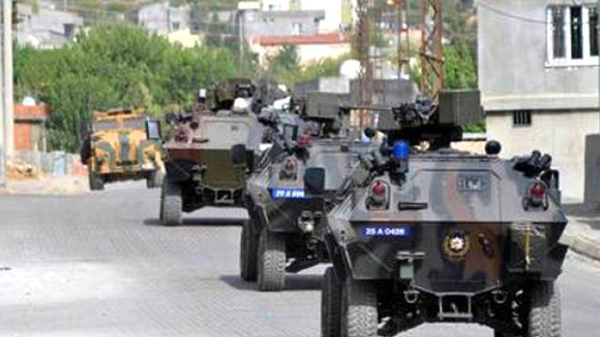 Silvan\'da 27 Mahalle ve Mezrada Sokağa Çıkma Yasağı