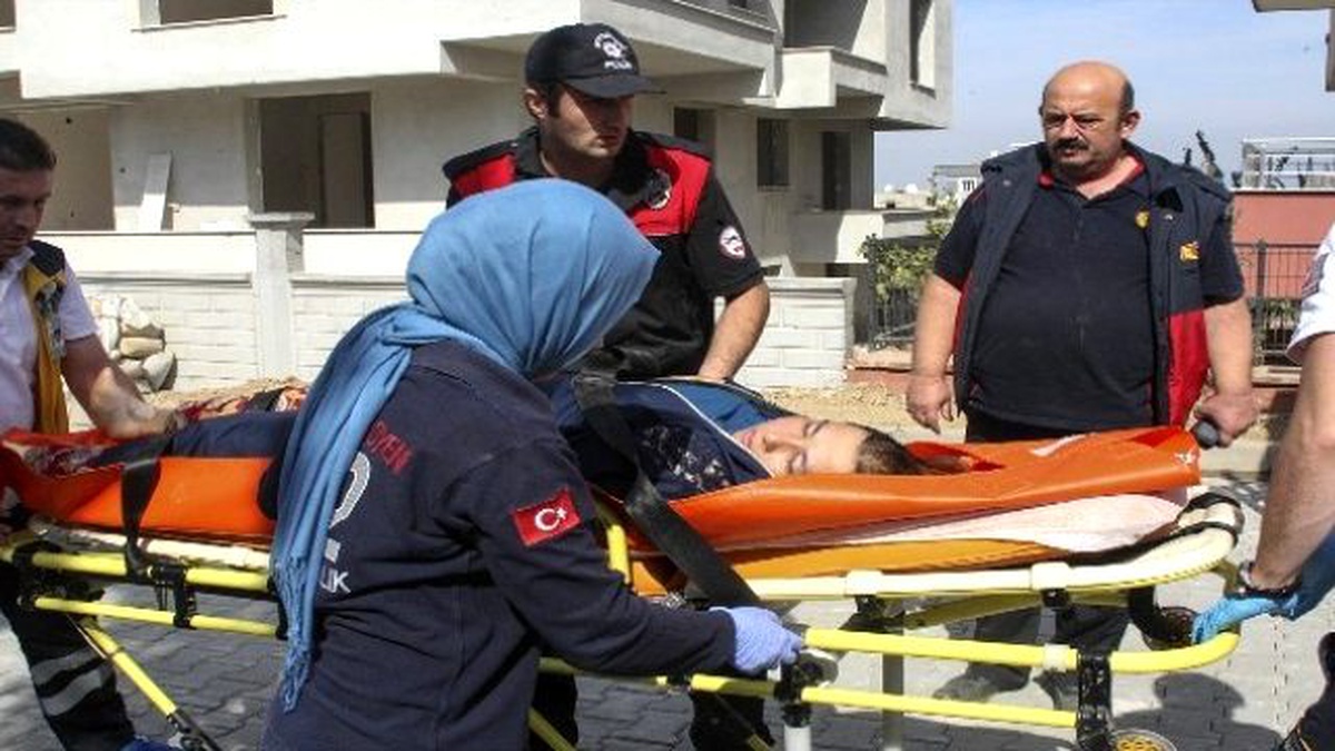 Sinir Krizi Geçiren Kişi Annesini Evde Alıkoydu