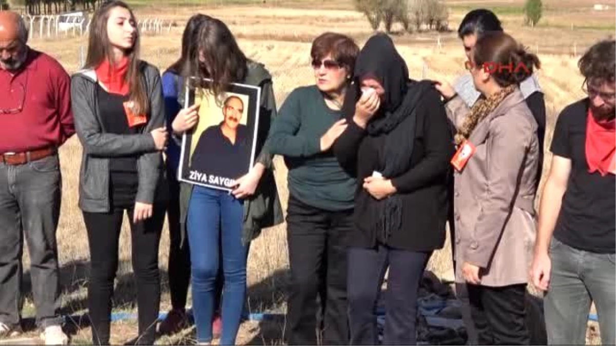 Sivas Ankara\'daki Saldırıda Ölen Hdp\'li Saygın Sivas\'ta Anıldı