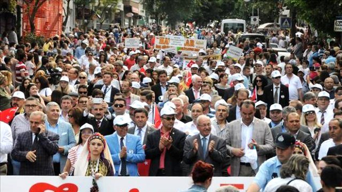Tekirdağ\'daki Kortej Yürüyüşü Şehit Haberlerinden Dolayı İptal Edildi