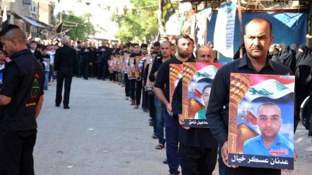 Görüntülü Haber) Tuzhurmatu\'da Bin 350 Türkmen Şehidin Fotoğrafı Sokaklarda Dolaştırıldı