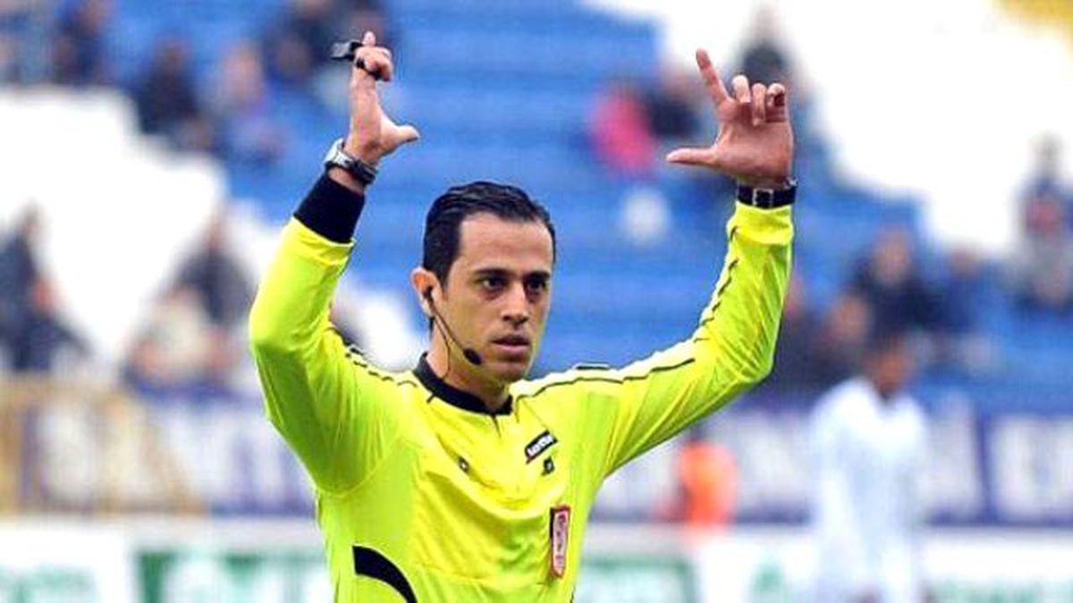 UEFA\'dan İki Türk Hakeme Görev