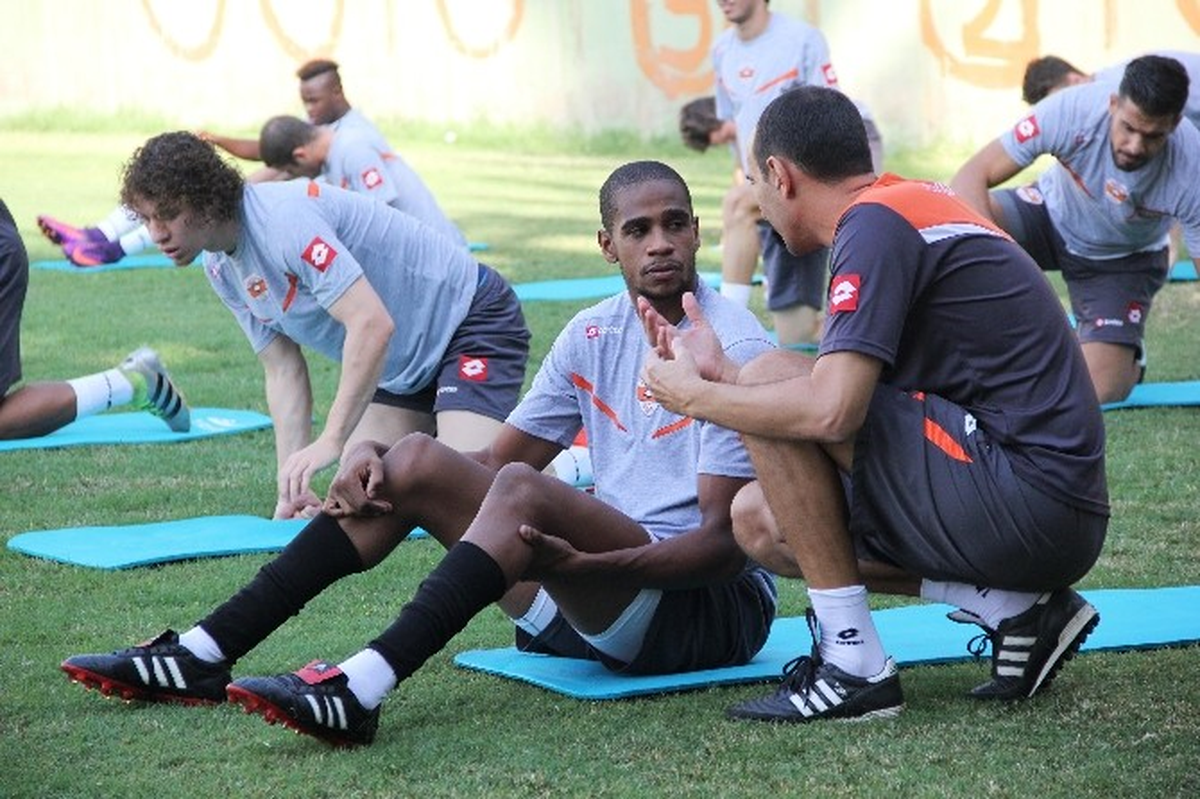 Adanaspor\'da Karabükspor Maçı Hazırlıkları Sürüyor