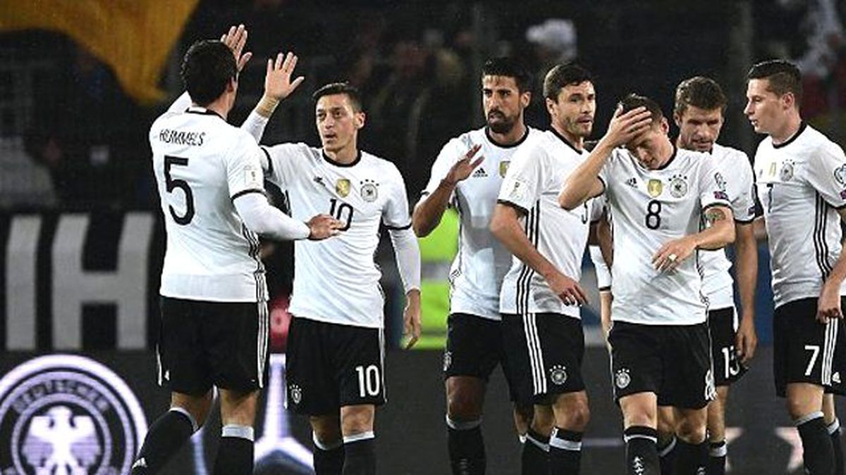 Almanya, Kuzey İrlanda'yı İlk Yarıda Bulduğu Gollerle 2-0 Yendi