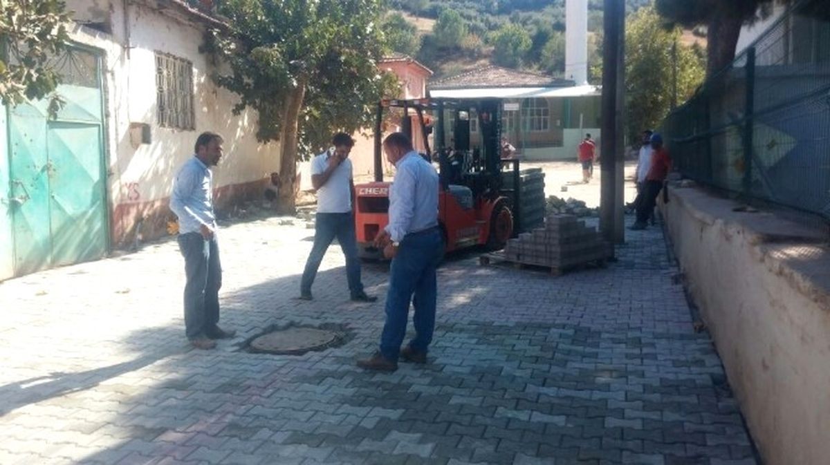 Altyapısı Tamamlanan Akçapınar\'da Yollar da Yenileniyor