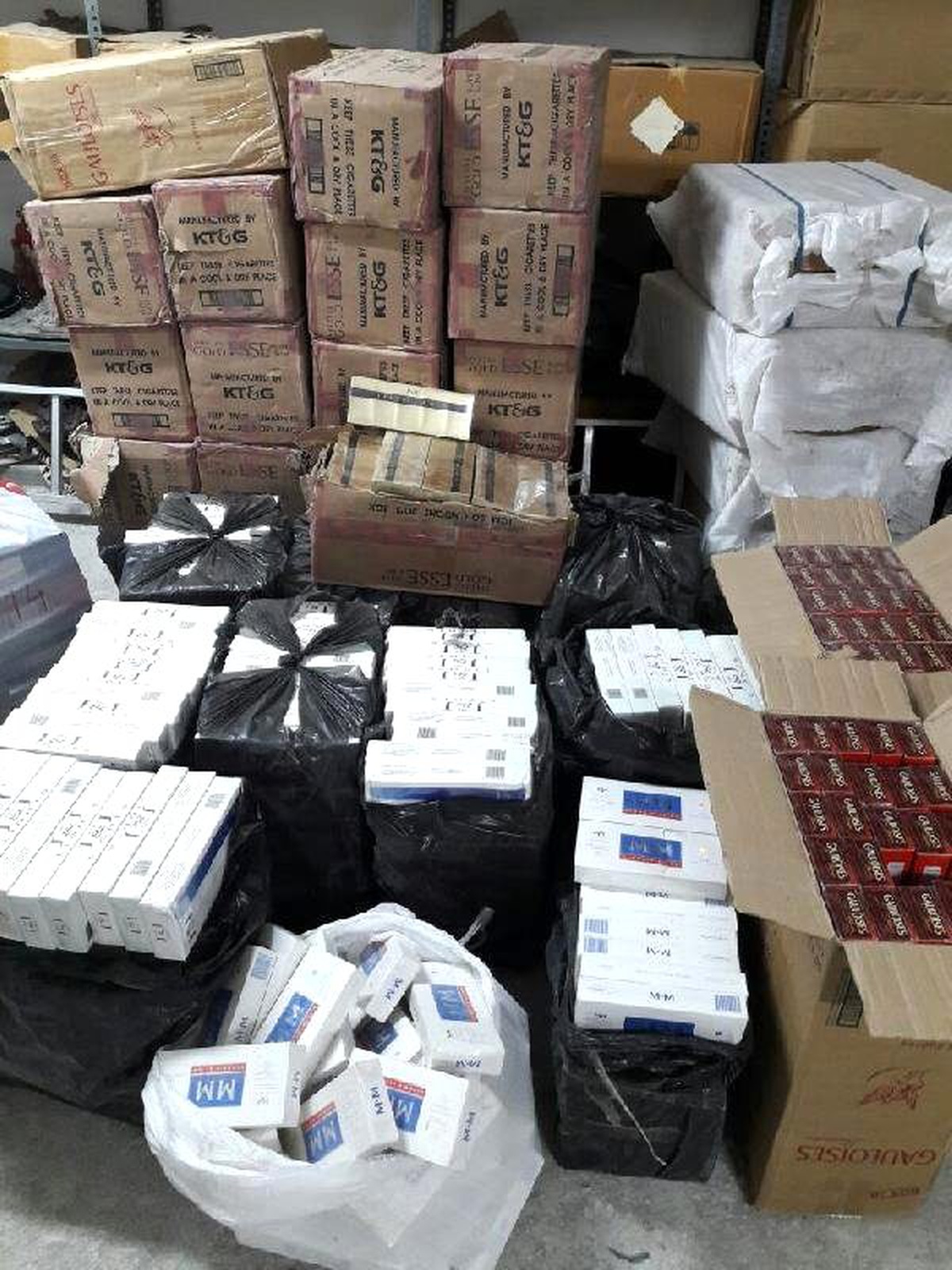 Amasya\'da 19 Bin 500 Paket Kaçak Sigara Ele Geçirildi