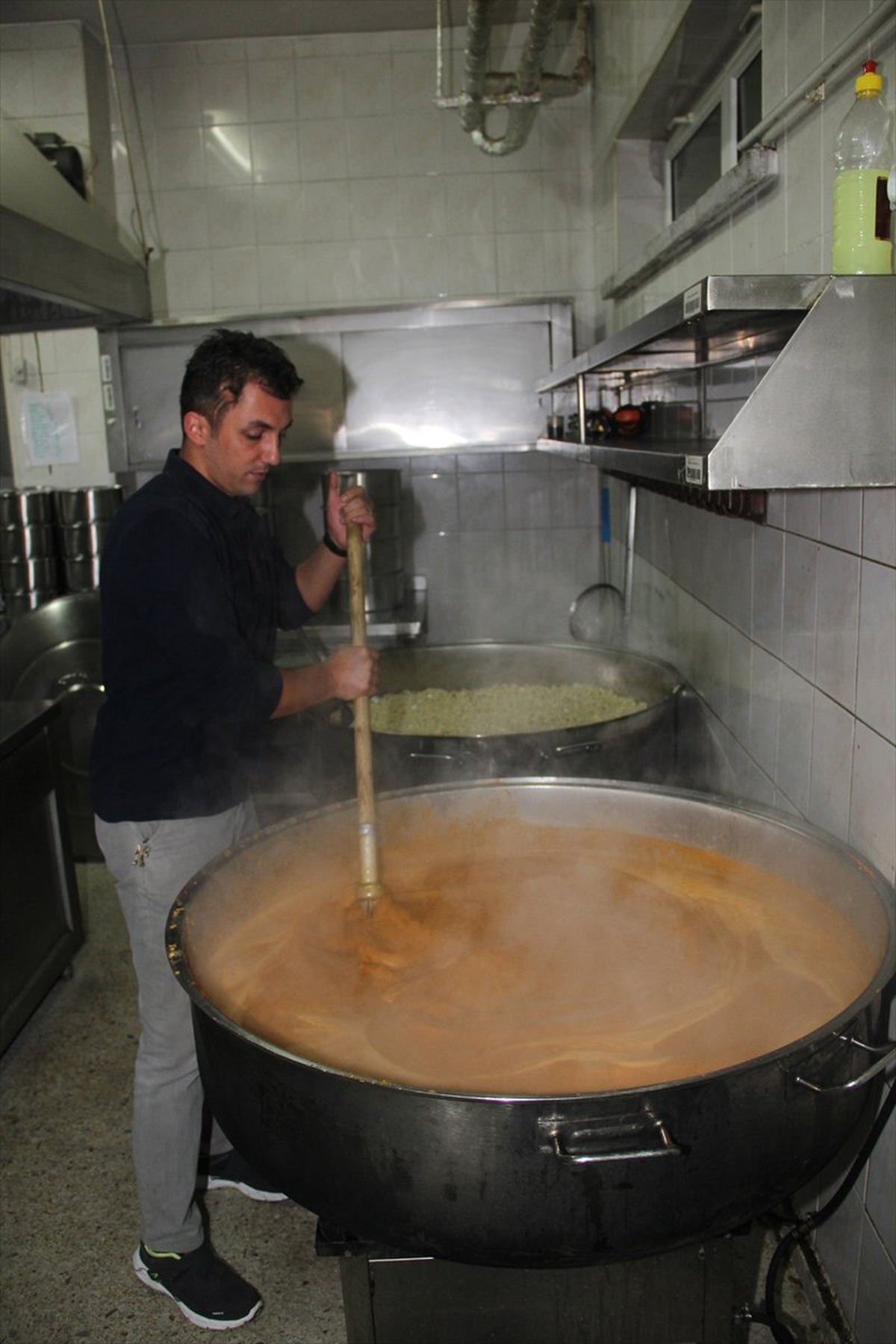 Beypazarı\'nda 750 Öğrenciye Sıcak Yemek Veriliyor