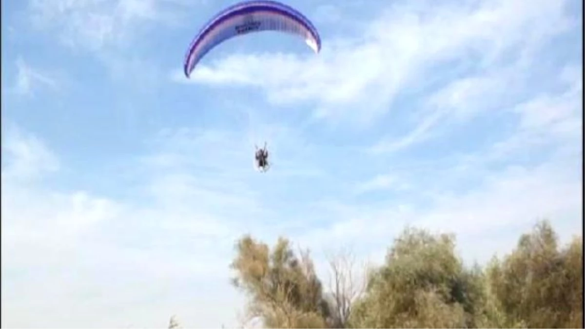 Kaybolan Yaşlı Adam Paramotorla Aranıyor