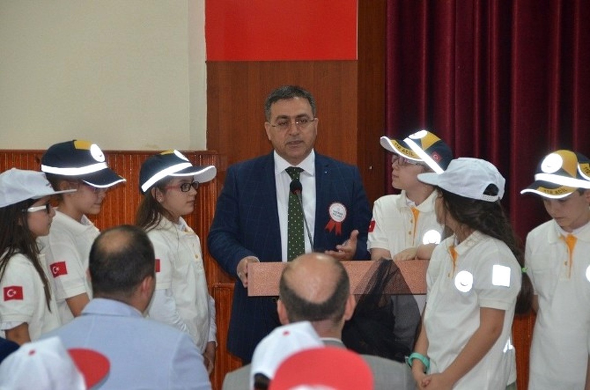 Bursa\'da Öğrenciler Yaşama Yol Vermeyi Öğreniyor