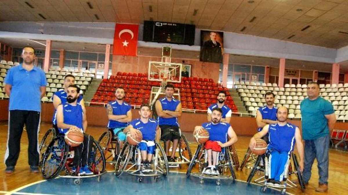 Büyükşehir Gaziantepspor, İstanbul\'da Kampa Girdi