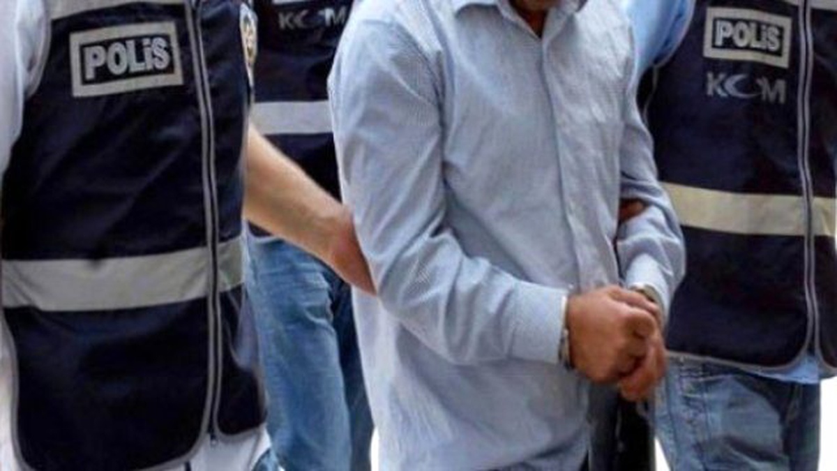 Diyarbakır\'da Hdp ve Dbp\'lilere Operasyon: 55 Gözaltı