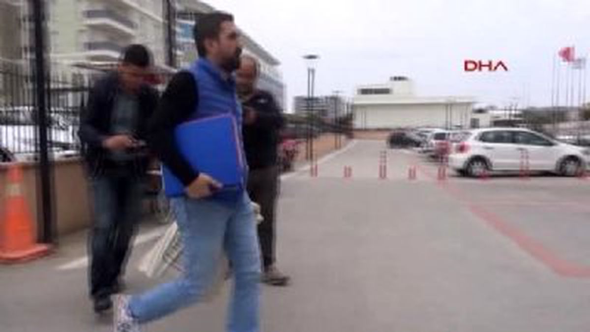 FETÖ Soruşturmasını Yürüten Emniyet Müdürü FETÖ'den Gözaltına Alındı