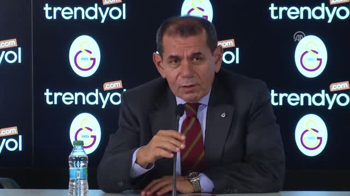 Galatasaray Kulübü Başkanı Özbek Gazetecilerin Sorularını Yanıtladı (1)