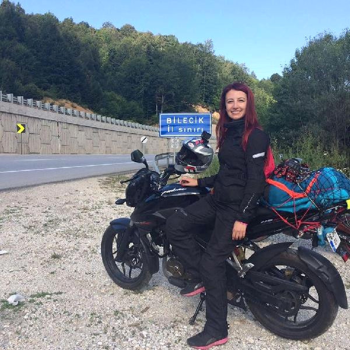 Gizem Öğretmen Motosikletiyle Yaptığı Kazada Öldü
