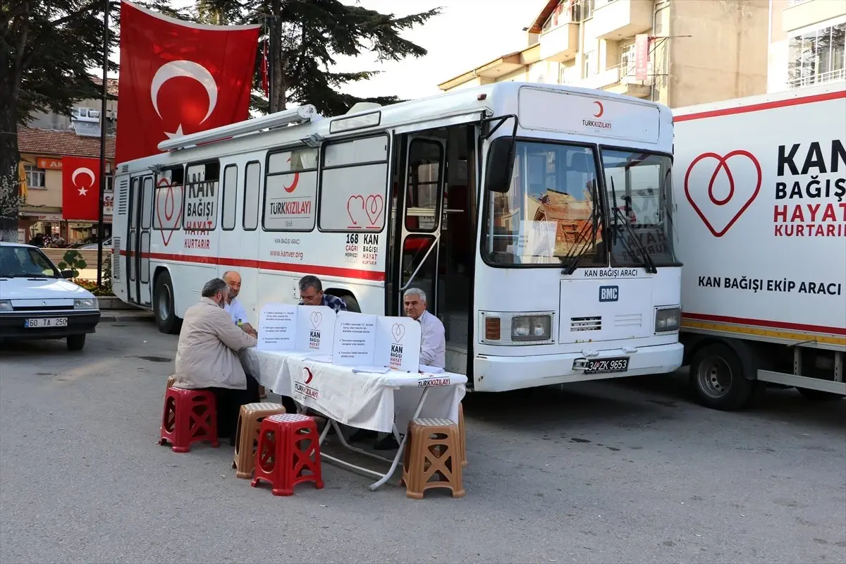 Gümüşhacıköy\'de Kan Bağışı Kampanyası