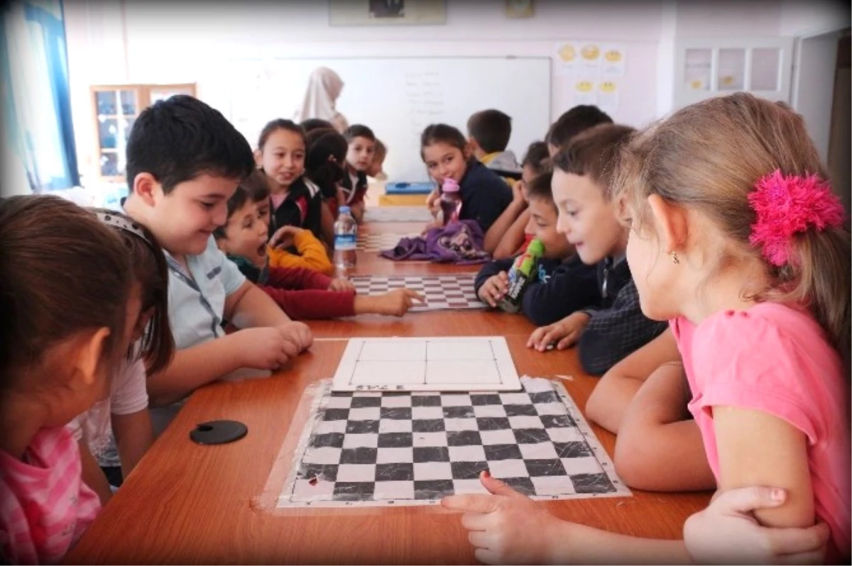 Hisarcık Atatürk İlkokulu\'nda Zeka Oyunları ve Mantıksal Aritmetik Kursu