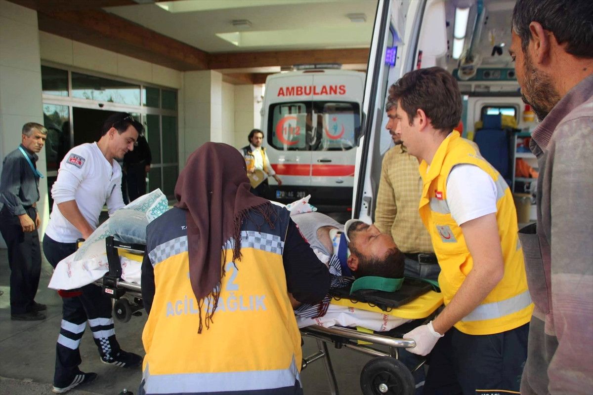 İnşaattan Düşen İşçi Yaralandı