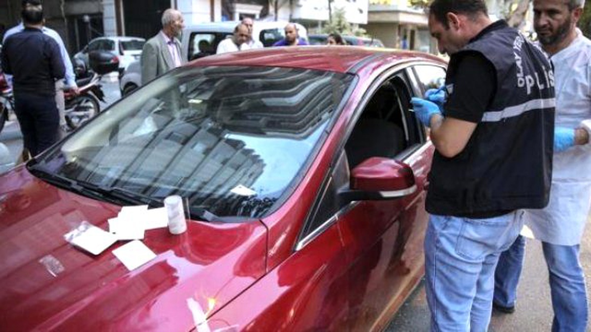 İşçilerinin Maaşını Ödeyebilmek Sattığı Otomobilin Parasını Çaldırdı