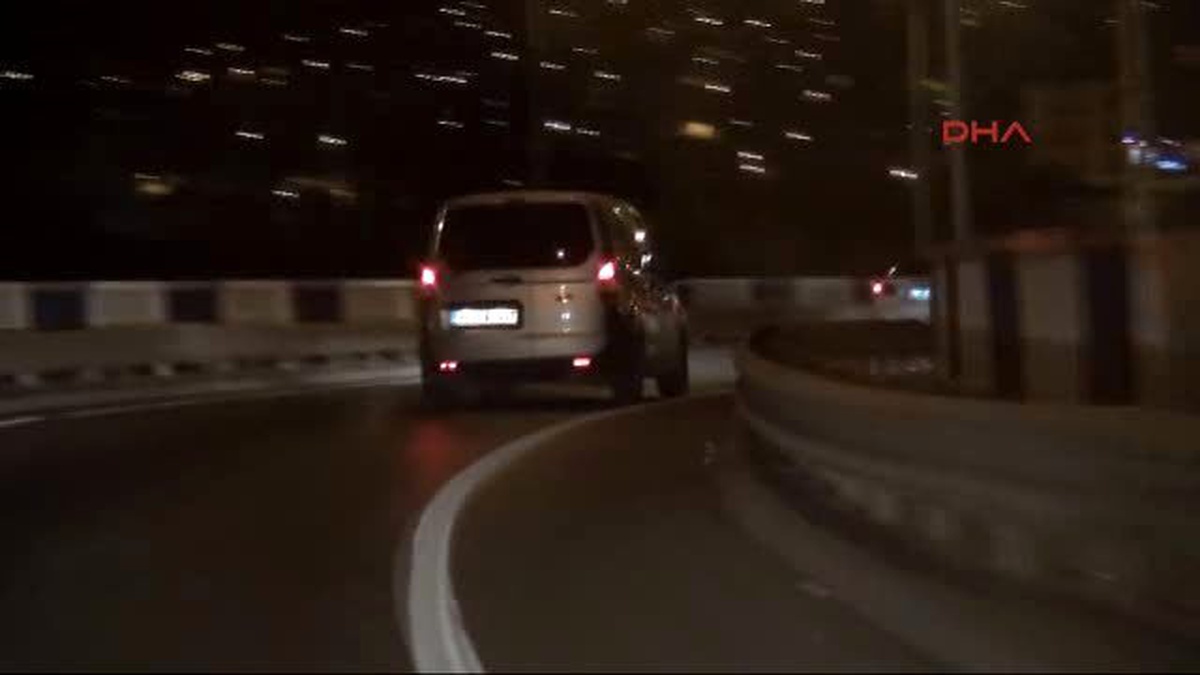 İzmir\'de Polislere Fetö Operasyonu, 23 Gözaltı