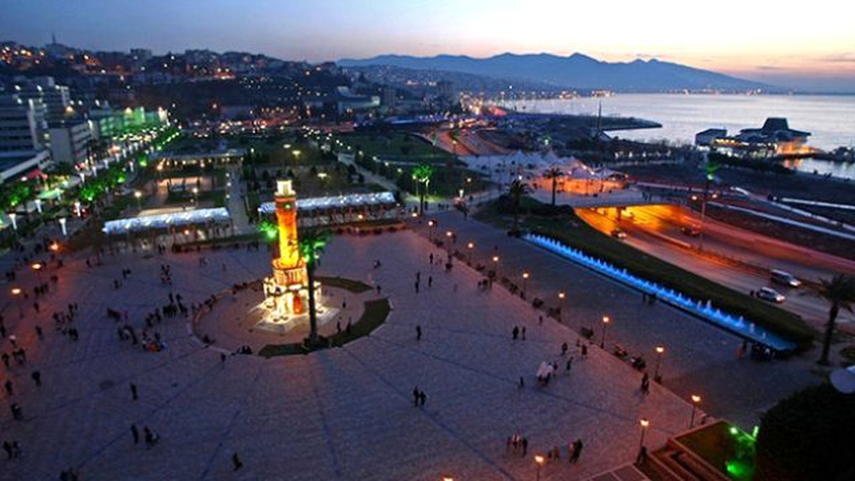 İzmir\'e Cumhuriyet Tarihinin En Büyük Sağlık Yatırımı