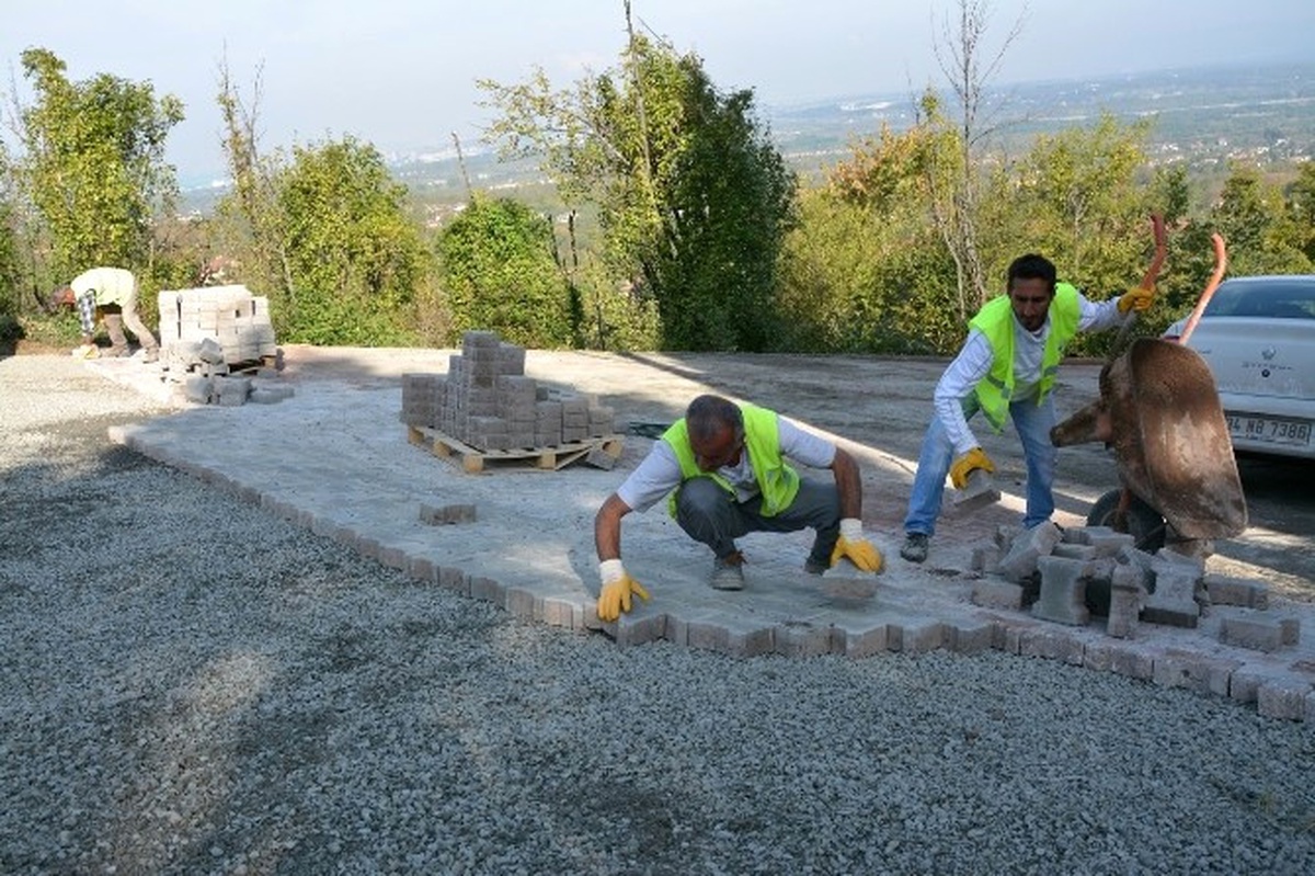 Kartepe\'de Yol İyileştirme Çalışmaları Sürüyor