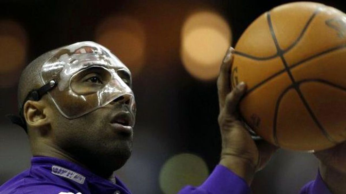 Kobe Bryant\'ın Maskesi Satışa Çıkıyor