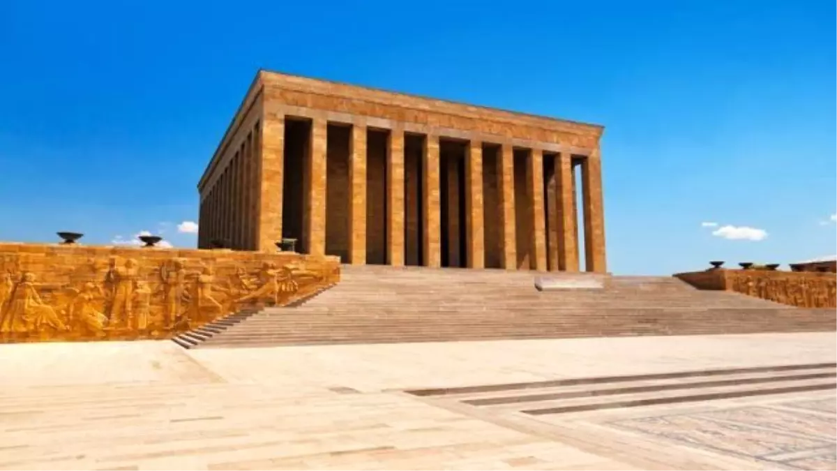 Milliyetçi Avukatlar, Anıtkabir ve Anıtmezar\'ı Ziyaret Etti