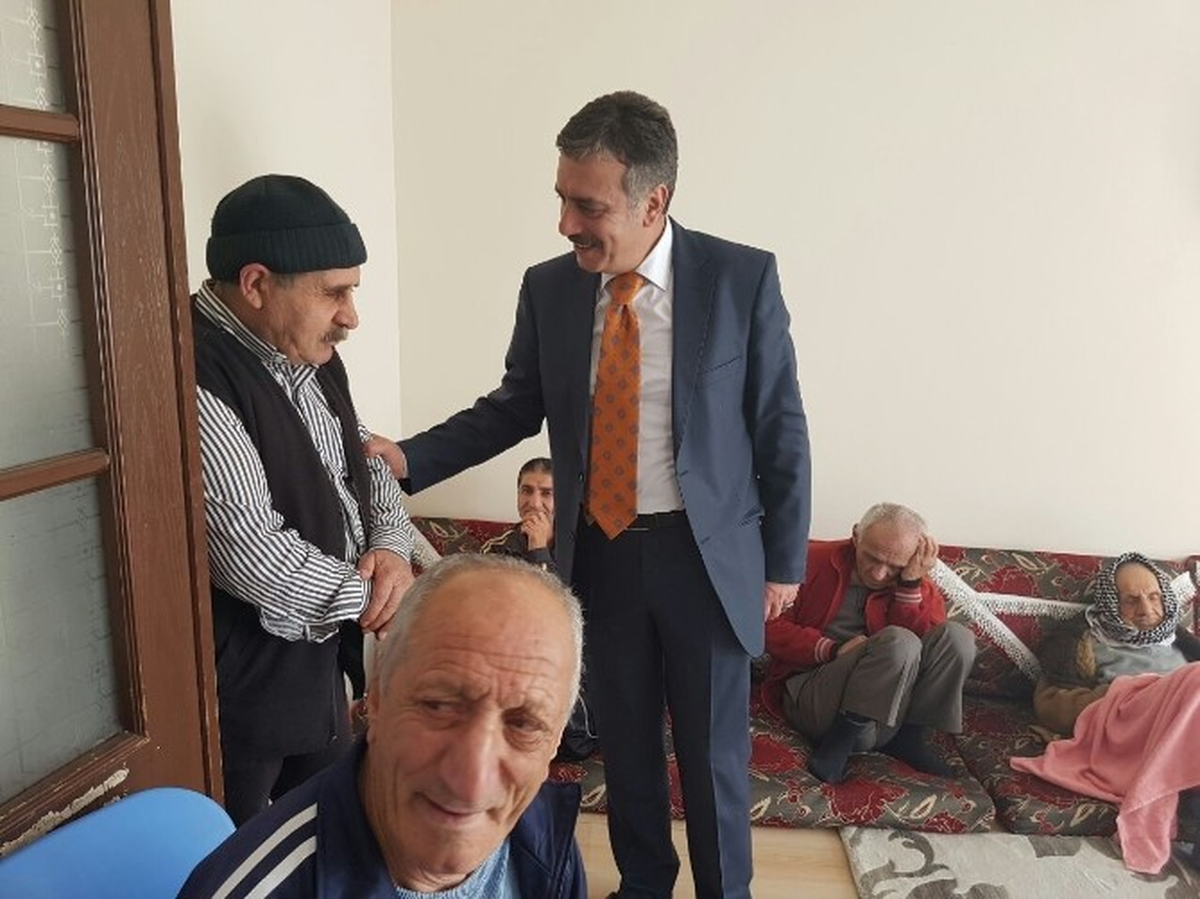Müdür Koç\'tan Bakım Merkezlerine Ziyaret