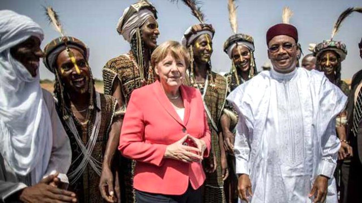 Nijer Devlet Başkanı Issufu, Merkel ile Görüştü