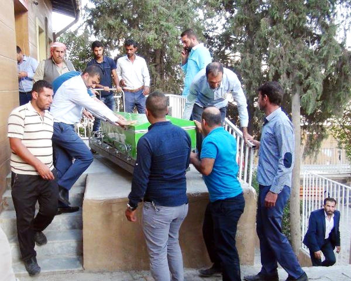Şanlıurfa\'da 10 Günlük Gelin, Bıçaklanarak Öldürüldü (2)