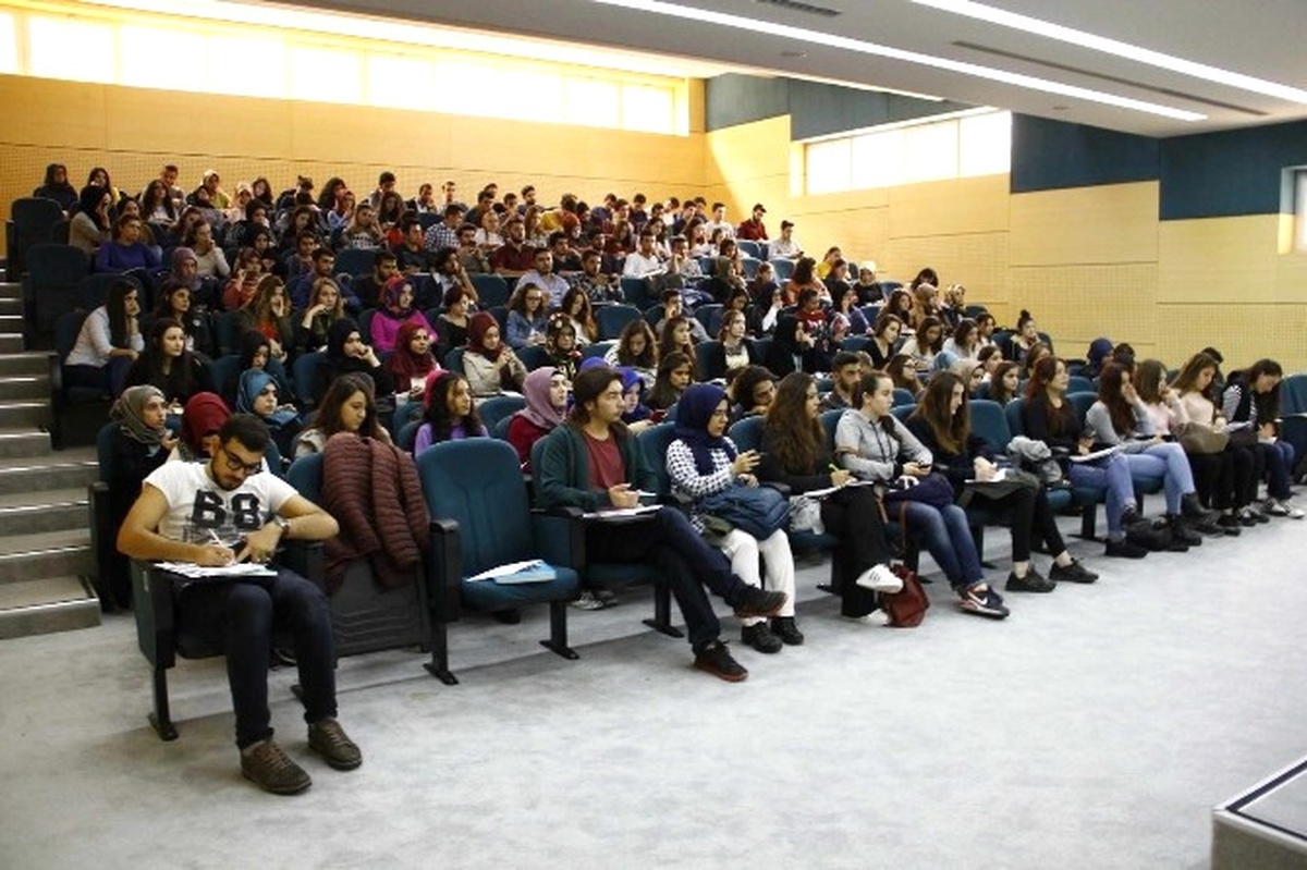 Saü\'de Sosyal Hizmet Bölümü Öğrencilerine Seminer Verildi