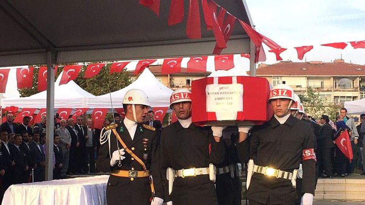 Şemdinli Şehidi Son Yolculuğuna Uğurlandı