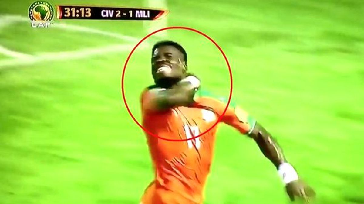 Serge Aurier, Gol Sonrasında Boğaz Kesme İşareti Yaptı
