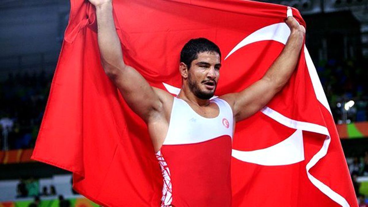 Taha Akgül: Büyük Kaptan Geri Dönsün Artık