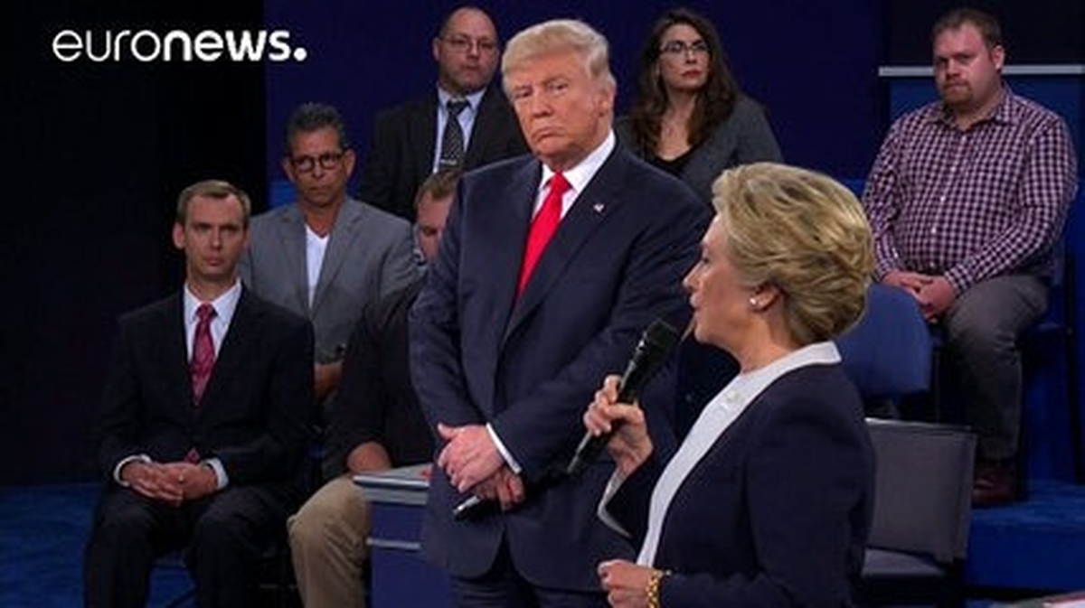Trump Clinton\'ı Eşinin Taciz Skandallarıyla Vurdu