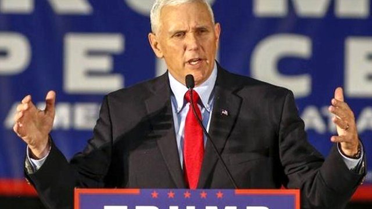 Trump\'ın Yardımcı Adayı Pence, Yarıştan Çekileceği İddiasını Reddetti