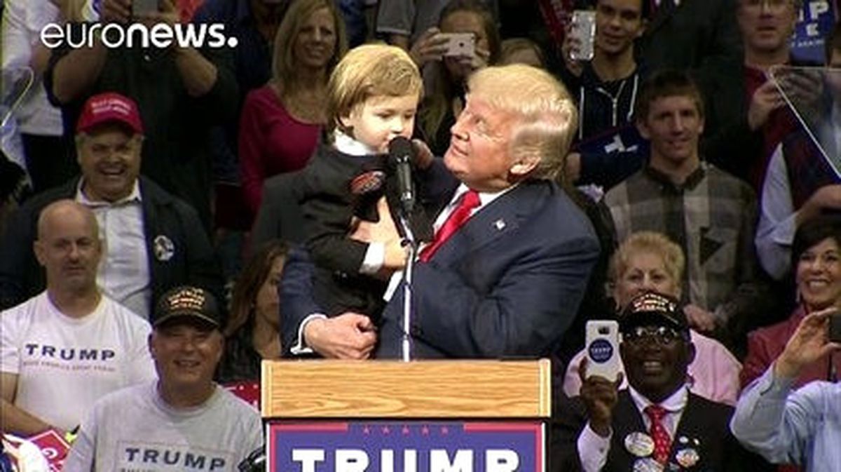 Trump ve Clinton Söz Dalaşına Mitinglerde Devam Ediyor