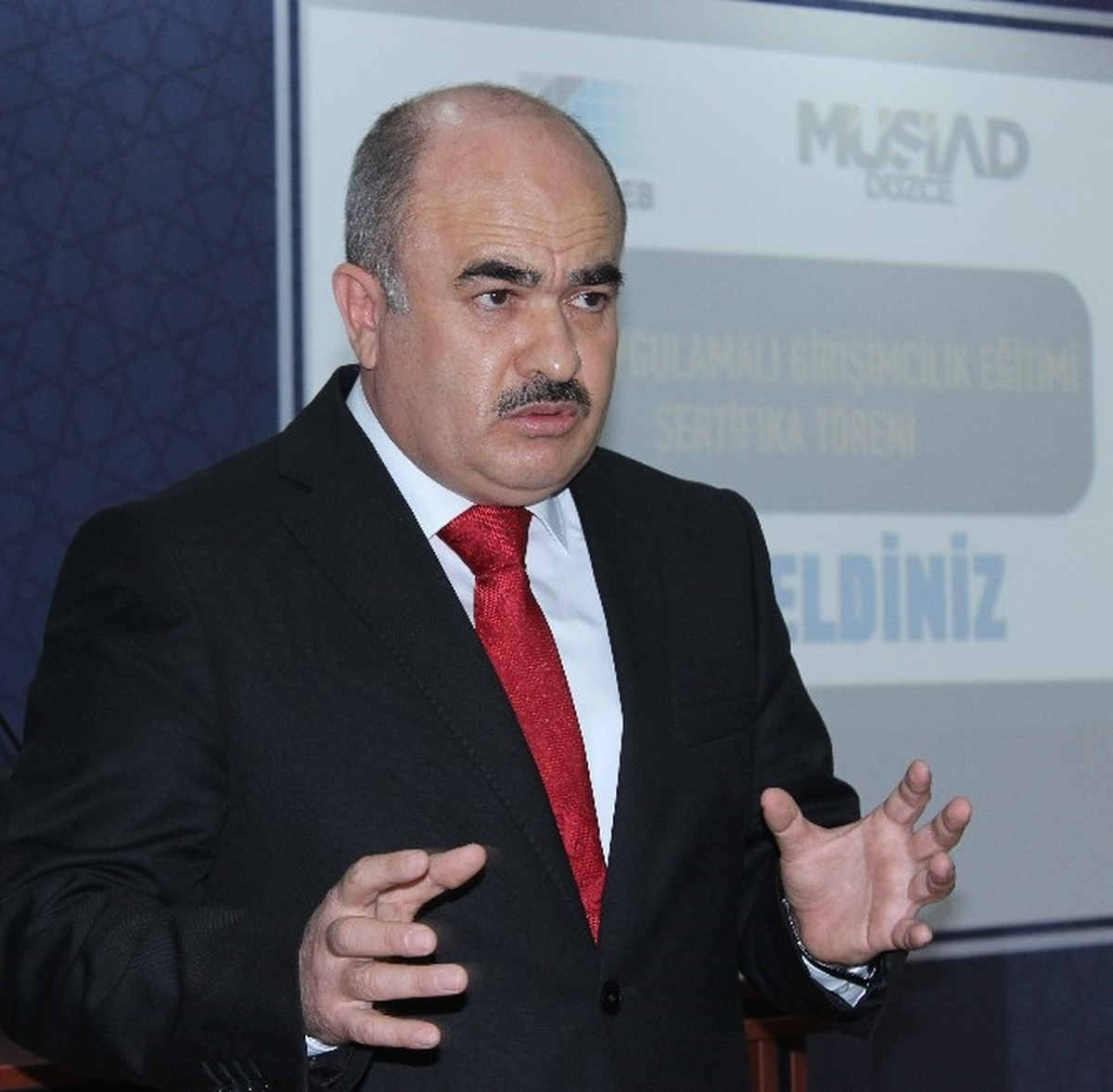 Vali Zülkif Dağlı, "Eğitim İçin 2 Yeni Proje Uygulamaya Koyacağız"