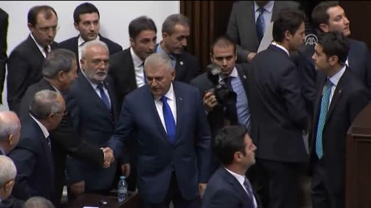 Yıldırım: "Türkiye Olarak Bizi Yakan Bu Ateşi Söndürmek İçin Mücadelemiz Kararlılıkla Devam Ediyor"
