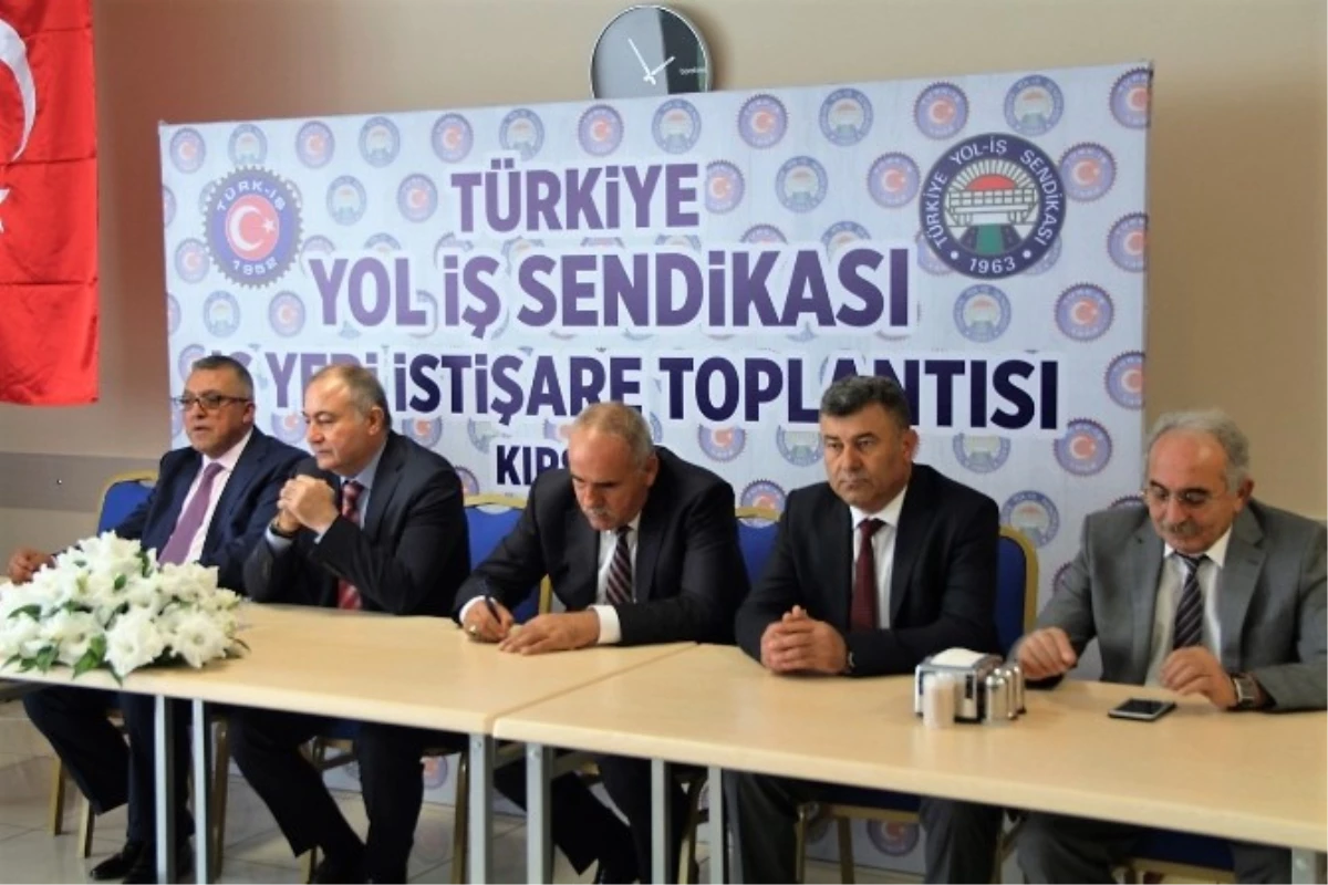 Yol-İş Sendikası Genel Başkanı Ramazan Ağar Kırşehir\'i Ziyaret Etti