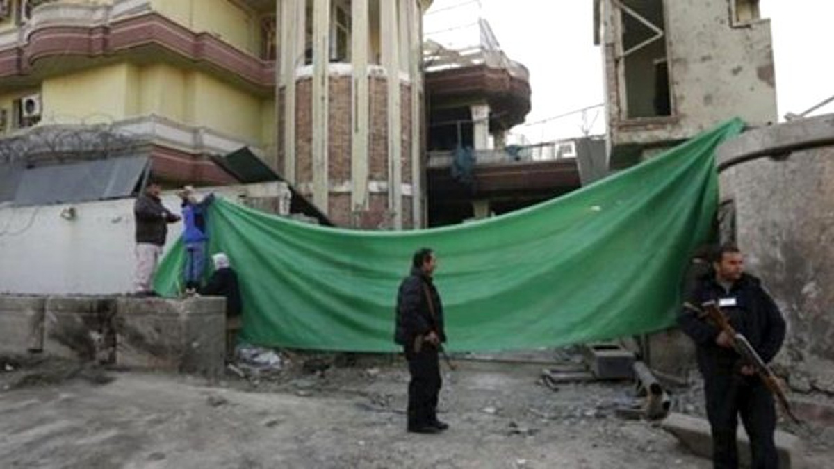 Afganistan\'da Türbeye Saldırı: 14 Ölü, 36 Yaralı