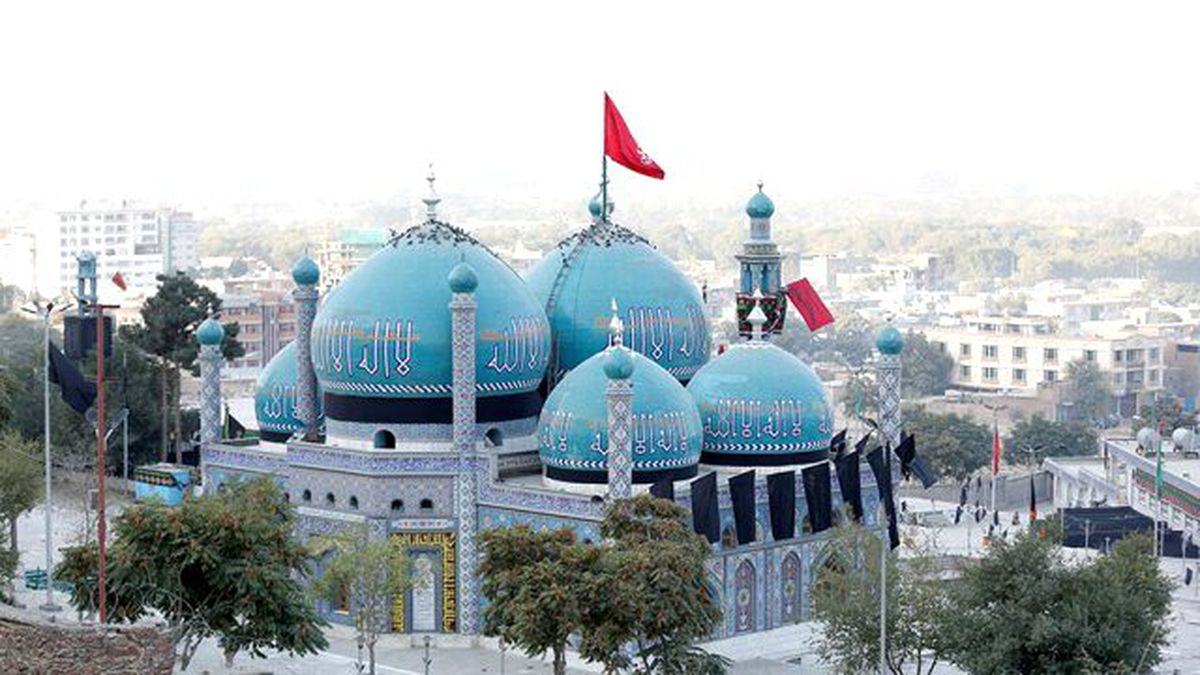 Afganistan\'da Türbeye Saldırı