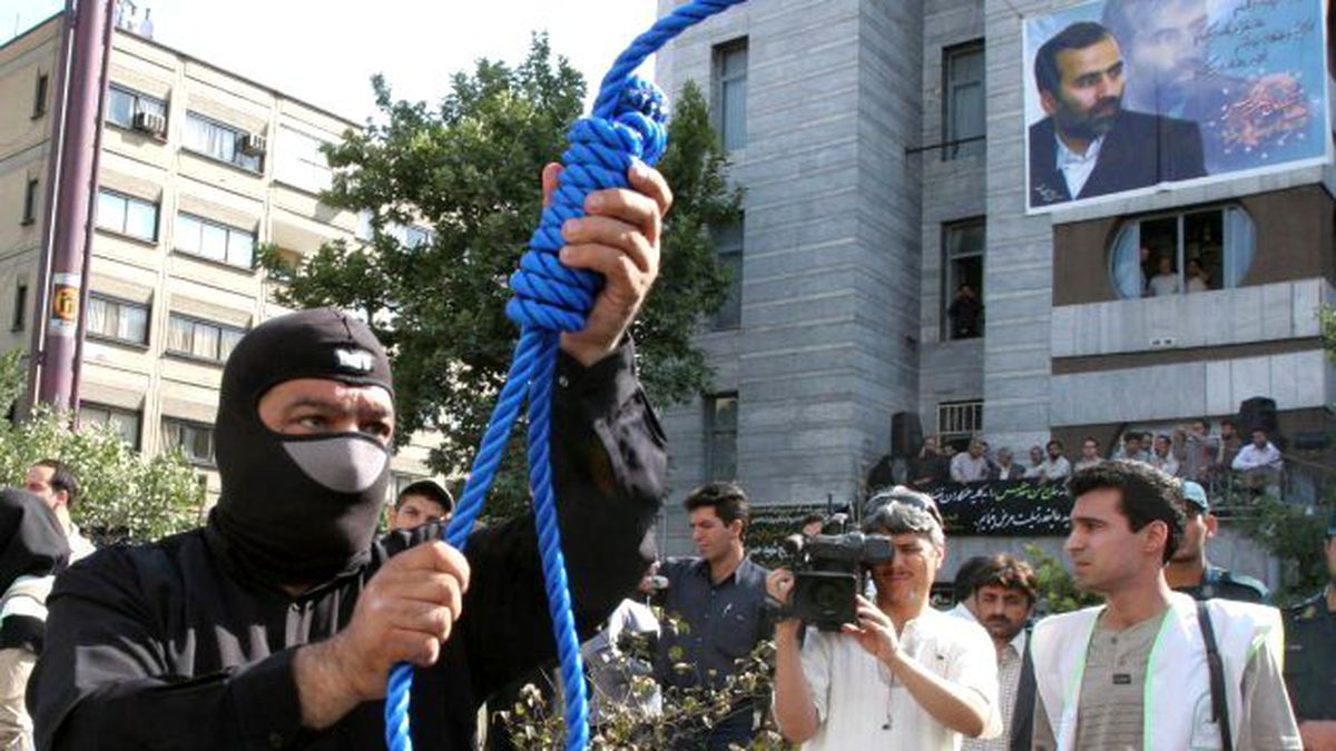 Dünyanın Konuştuğu İranlı Kadın İdam İçin Gün Sayıyor